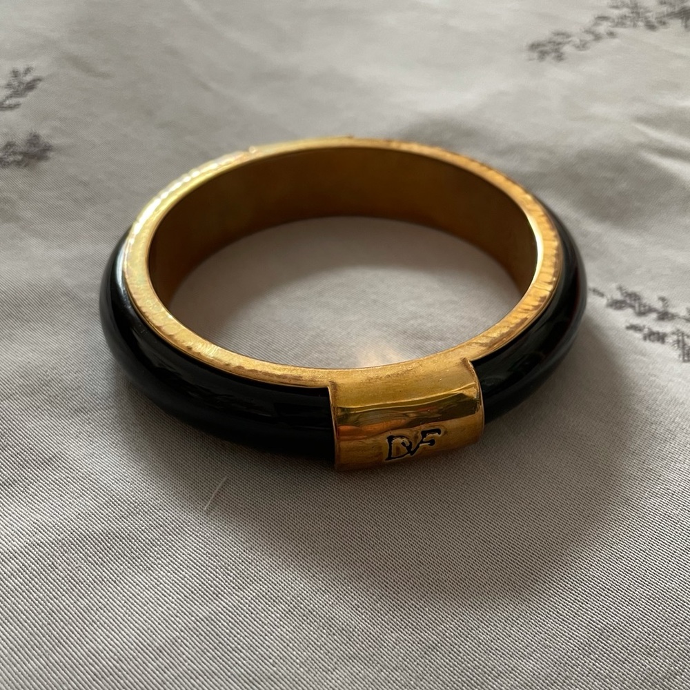 DVF black Bangle size small